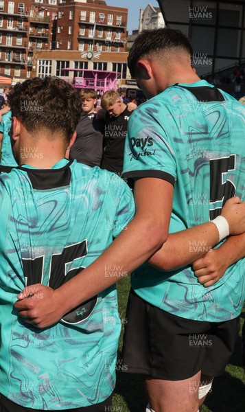 230826 - Cardiff Rugby U18 v Ospreys U18, WRU Regional Age Grade Championship - Ospreys huddle up at the end of the match