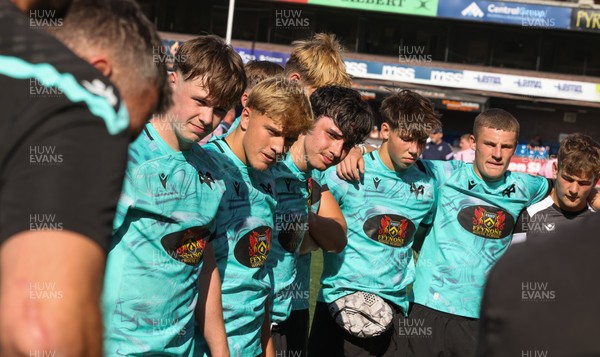 230826 - Cardiff Rugby U18 v Ospreys U18, WRU Regional Age Grade Championship - Ospreys huddle up at the end of the match