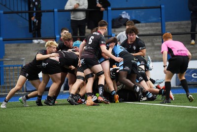 310825 - Cardiff Rugby U18s v RGC U18s - Cardiff push the scrum over the line to score a try