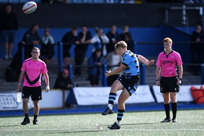 310825 - Cardiff Rugby U18s v RGC U18s - Fin Britton of Cardiff kicks the conversion