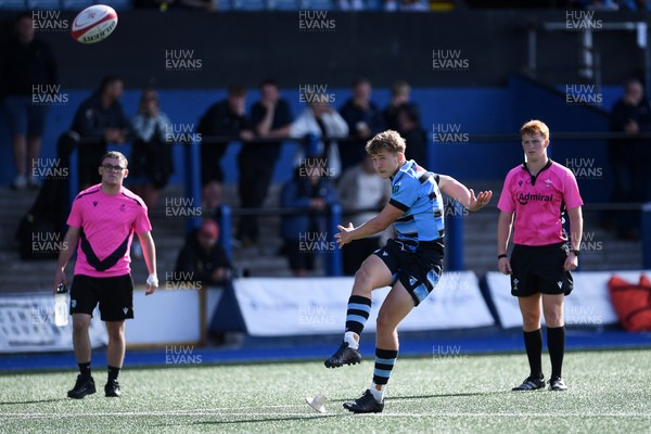 310825 - Cardiff Rugby U18s v RGC U18s - Fin Britton of Cardiff kicks the conversion