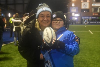 240126 - Cardiff Rugby v Benetton Rugby - United Rugby Championship - Fans at full time