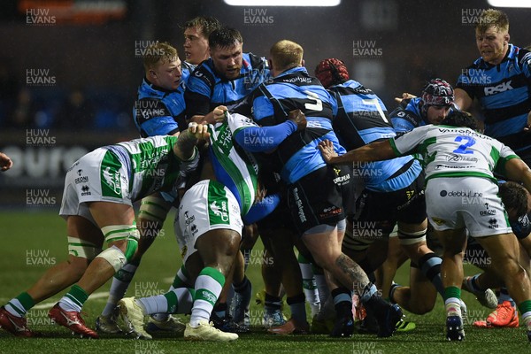 240126 - Cardiff Rugby v Benetton Rugby - United Rugby Championship - Cardiff scrum