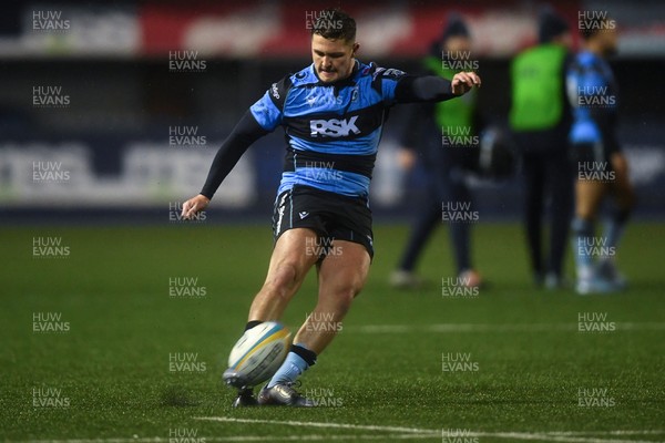 240126 - Cardiff Rugby v Benetton Rugby - United Rugby Championship - Callum Sheedy of Cardiff Rugby kicks the conversion