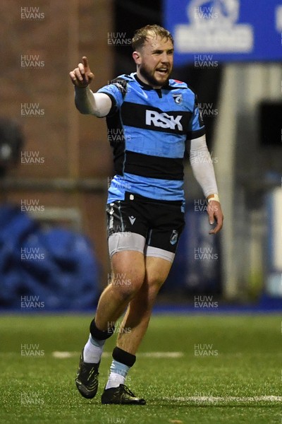 240126 - Cardiff Rugby v Benetton Rugby - United Rugby Championship - Ioan Lloyd of Cardiff Rugby