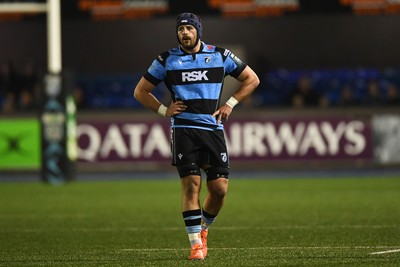 111025 - Cardiff Rugby v Connacht - United Rugby Championship - Alun Lawrence of Cardiff Rugby