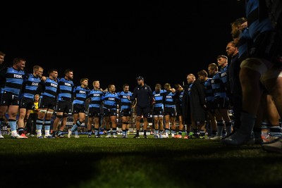 111025 - Cardiff Rugby v Connacht - United Rugby Championship - Cardiff huddle at full time