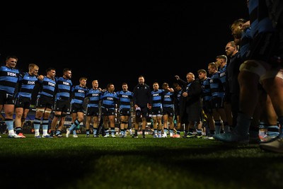 111025 - Cardiff Rugby v Connacht - United Rugby Championship - Cardiff huddle at full time