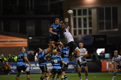 111025 - Cardiff Rugby v Connacht - United Rugby Championship - Ben Donnell of Cardiff Rugby wins the line-out