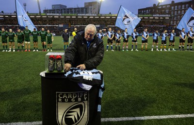 170224 - Cardiff Rugby v Connacht Rugby, United Rugby Championship - Sir Gareth Edwards leads former players and family  in tribute to legendary Cardiff, Wales and British Lions  outside half Barry John who died recently