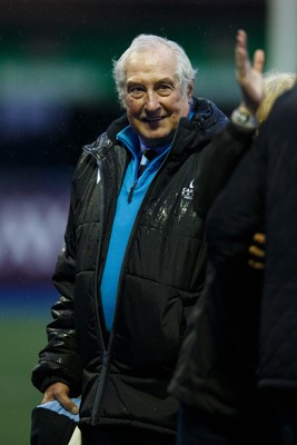 170224 - Cardiff Rugby v Connacht - United Rugby Championship - Sir Gareth Edwards before a tribute to Barry John