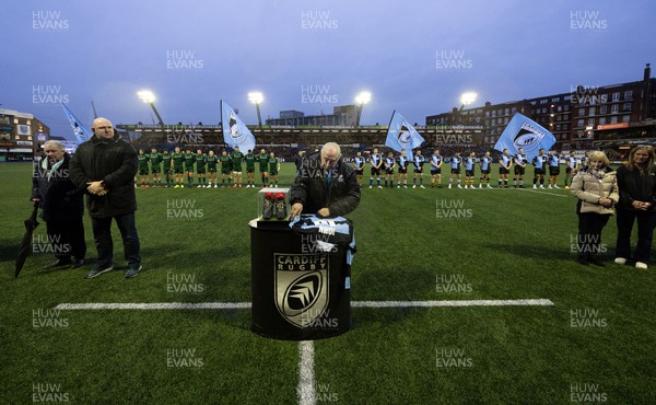 170224 - Cardiff Rugby v Connacht Rugby, United Rugby Championship - Sir Gareth Edwards leads former players and family  in tribute to legendary Cardiff, Wales and British Lions  outside half Barry John who died recently