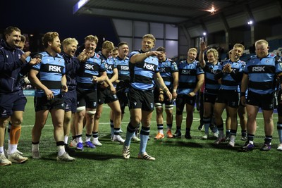 150526 - Cardiff Rugby v DHL Stormers - United Rugby Championship - Leigh Halfpenny in the Cardiff team huddle at full time