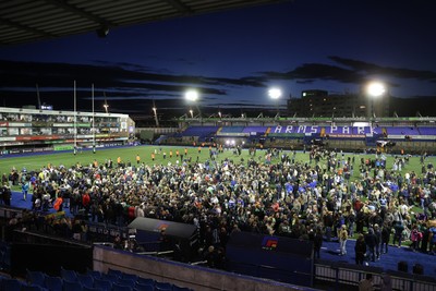 150526 - Cardiff Rugby v DHL Stormers - United Rugby Championship - Fans on the field at full time