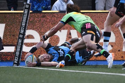 150526 - Cardiff Rugby v DHL Stormers - United Rugby Championship - Ioan Lloyd of Cardiff Rugby scores a try