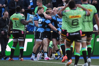 150526 - Cardiff Rugby v DHL Stormers - United Rugby Championship - Ioan Lloyd of Cardiff Rugby celebrates scoring a try with team mates
