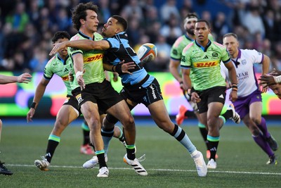 150526 - Cardiff Rugby v DHL Stormers - United Rugby Championship - Imad Khan of Stormers is challenged by Ben Thomas of Cardiff Rugby