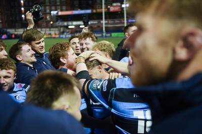 150526 - Cardiff Rugby v DHL Stormers - United Rugby Championship - Leigh Halfpenny of Cardiff Rugby in his sides team huddle at full time 