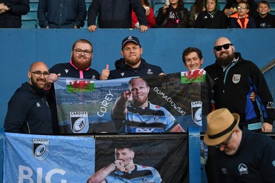 150526 - Cardiff Rugby v DHL Stormers - United Rugby Championship - Corey Domachowski of Cardiff Rugby with fans