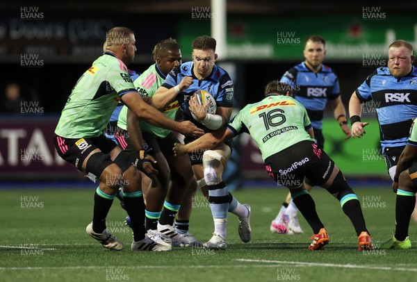 150526 - Cardiff Rugby v DHL Stormers - United Rugby Championship - Taine Basham of Cardiff is tackled by Adre Smith and JJ Kotze of Stormers 