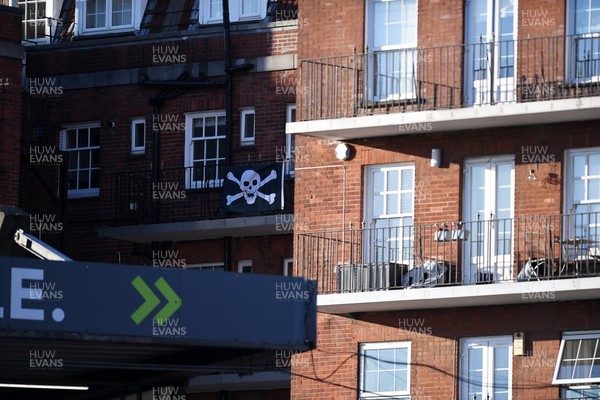 150526 - Cardiff Rugby v DHL Stormers - United Rugby Championship - A skull and bones flag above the stadium