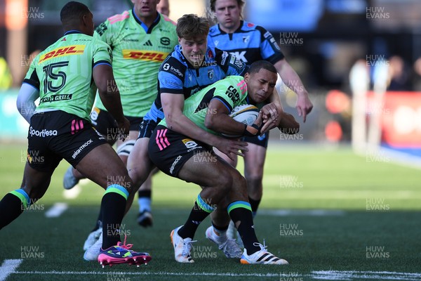 150526 - Cardiff Rugby v DHL Stormers - United Rugby Championship - Suleiman Hartzenberg of Stormers is challenged by Jacob Beetham of Cardiff Rugby