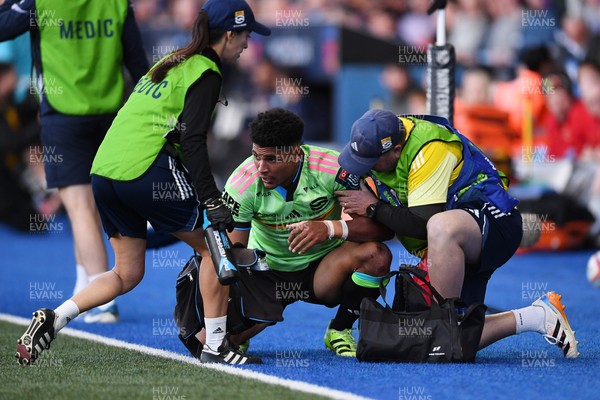 150526 - Cardiff Rugby v DHL Stormers - United Rugby Championship - Sacha Feinberg-Mngomezulu of Stormers receives treatment