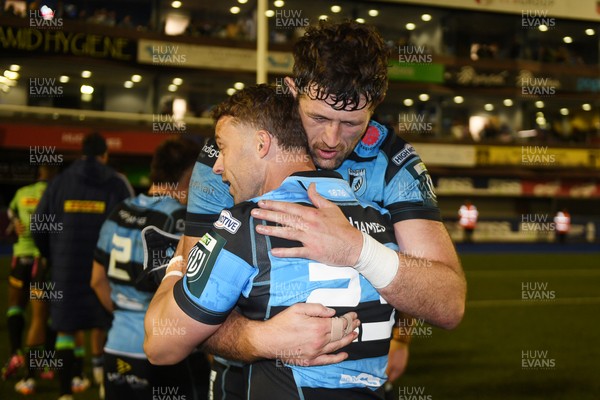 150526 - Cardiff Rugby v DHL Stormers - United Rugby Championship - James Botham of Cardiff Rugby with Leigh Halfpenny of Cardiff Rugby at full time