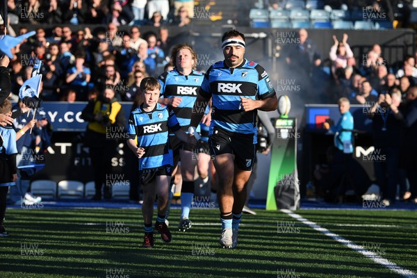150526 - Cardiff Rugby v DHL Stormers - United Rugby Championship - Mascot
