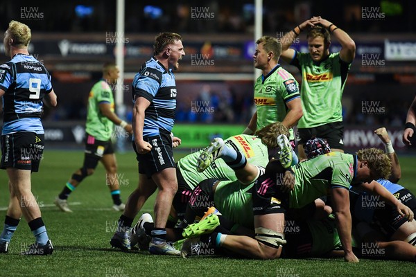 150526 - Cardiff Rugby v DHL Stormers - United Rugby Championship - Daf Hughes of Cardiff Rugby celebrates at full time