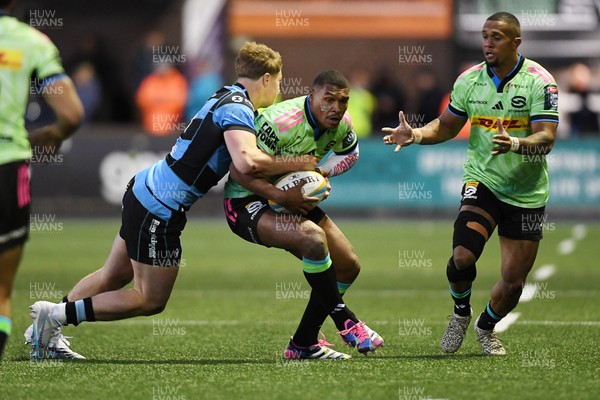 150526 - Cardiff Rugby v DHL Stormers - United Rugby Championship - Damian Willemse of Stormers is challenged by James Botham of Cardiff Rugby