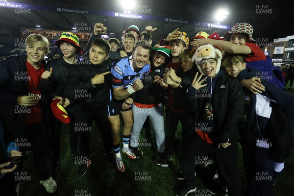221022 - Cardiff Rugby v DHL Stormers - BKT United Rugby Championship - Jason Harries of Cardiff with fans at full time