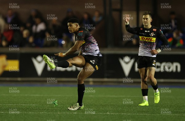 241123 - Cardiff Rugby v DHL Stormers - United Rugby Championship - Sacha Feinberg-Mngomezulu of Stormers kicks a penalty