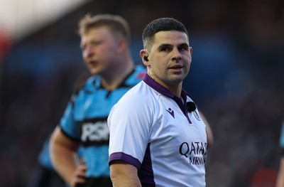 261225 - Cardiff Rugby v Dragons RFC, United Rugby Championship - Referee Adam Jones