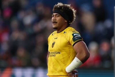 261225 - Cardiff Rugby v Dragons RFC, United Rugby Championship - Fine Inisi of Dragons RFC