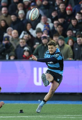 261225 - Cardiff Rugby v Dragons RFC, United Rugby Championship - Callum Sheedy of Cardiff Rugby kicks conversion