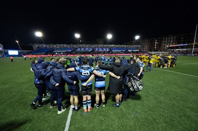 261225 - Cardiff Rugby v Dragons RFC, United Rugby Championship - The Cardiff team huddle up at the end of the match 