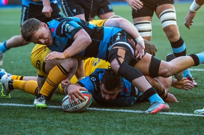 261225 - Cardiff Rugby v Dragons RFC - United Rugby Championship - Javan Sebastian of Cardiff Rugby scores a try