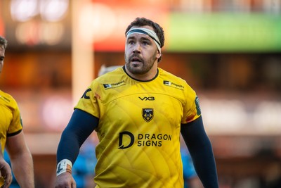 261225 - Cardiff Rugby v Dragons RFC - United Rugby Championship - Robert Hunt of Dragons