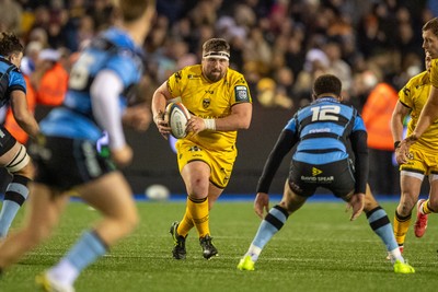 261225 - Cardiff Rugby v Dragons RFC - United Rugby Championship - Wyn Jones of Dragons