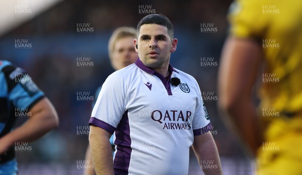 261225 - Cardiff Rugby v Dragons RFC, United Rugby Championship - Referee Adam Jones