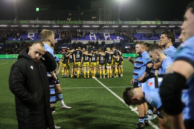 301124 - Cardiff Rugby v Dragons RFC - United Rugby Championship - Dragons huddle at full time