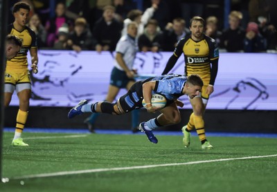 301124 Cardiff Rugby v Dragons RFC, United Rugby Championship -  Harri Millard of Cardiff Rugby dives over to score try