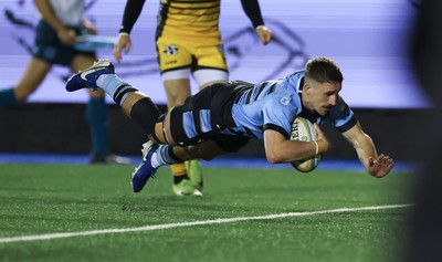 301124 Cardiff Rugby v Dragons RFC, United Rugby Championship -  Harri Millard of Cardiff Rugby dives over to score try