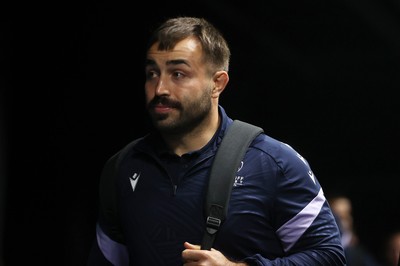 251025 - Cardiff Rugby v Edinburgh - United Rugby Championship - Liam Belcher of Cardiff arrives at the stadium