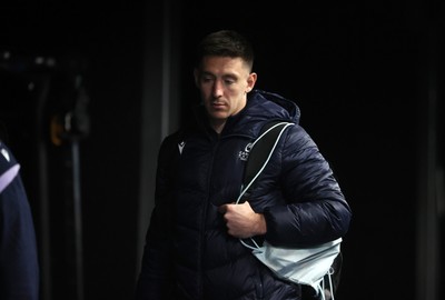 251025 - Cardiff Rugby v Edinburgh - United Rugby Championship - Josh Adams of Cardiff arrives at the stadium
