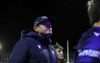 251025 - Cardiff Rugby v Edinburgh - United Rugby Championship - Edinburgh Rugby Head Coach Sean Everitt 