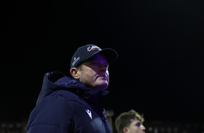 251025 - Cardiff Rugby v Edinburgh - United Rugby Championship - Edinburgh Rugby Head Coach Sean Everitt 