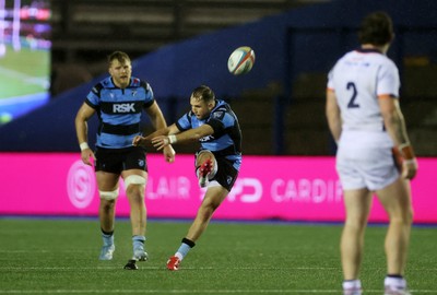 251025 - Cardiff Rugby v Edinburgh - United Rugby Championship - Ioan Lloyd of Cardiff kicks a penalty