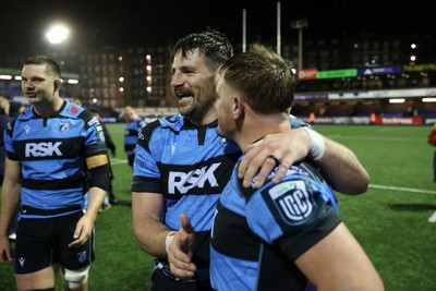 251025 - Cardiff Rugby v Edinburgh - United Rugby Championship - Alun Lawrence of Cardiff at full time